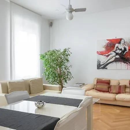 Apartamento Vatican Ideal For Family/couple, A/c, Jacuzzi *